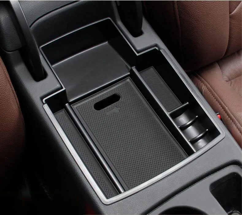 X (9)