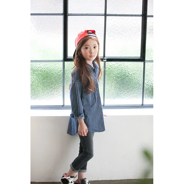 Осенняя модная полосатая рубашка в Корейском стиле для девочек с клубничкой, Shan рубашка с длинными рукавами