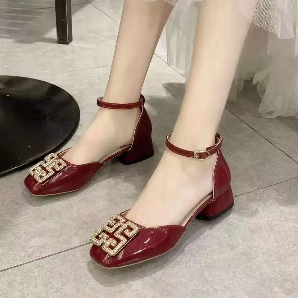 

LIDIAN New fashion middle heel sandals with ankle straps and open shank shoes wine beige green patent pu shoes