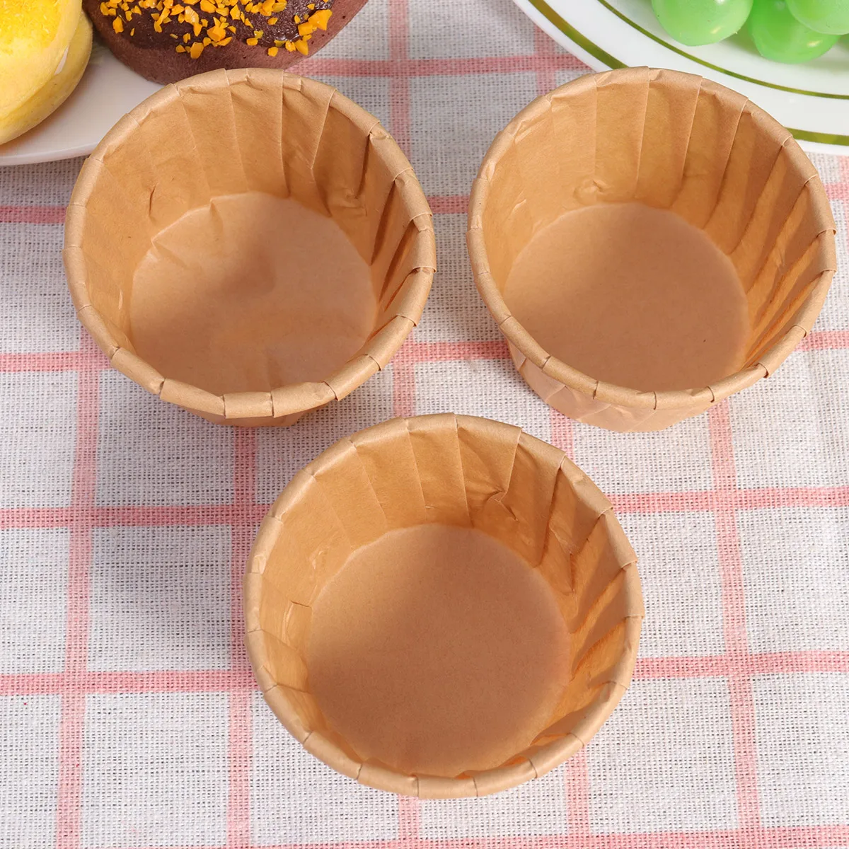 100pcs Disposable Curled Baking Cake Cups Heat-Resistant Paper Muffin Cupcake Paper Cups Baking Cupcake Wrappers Cake Wrapper