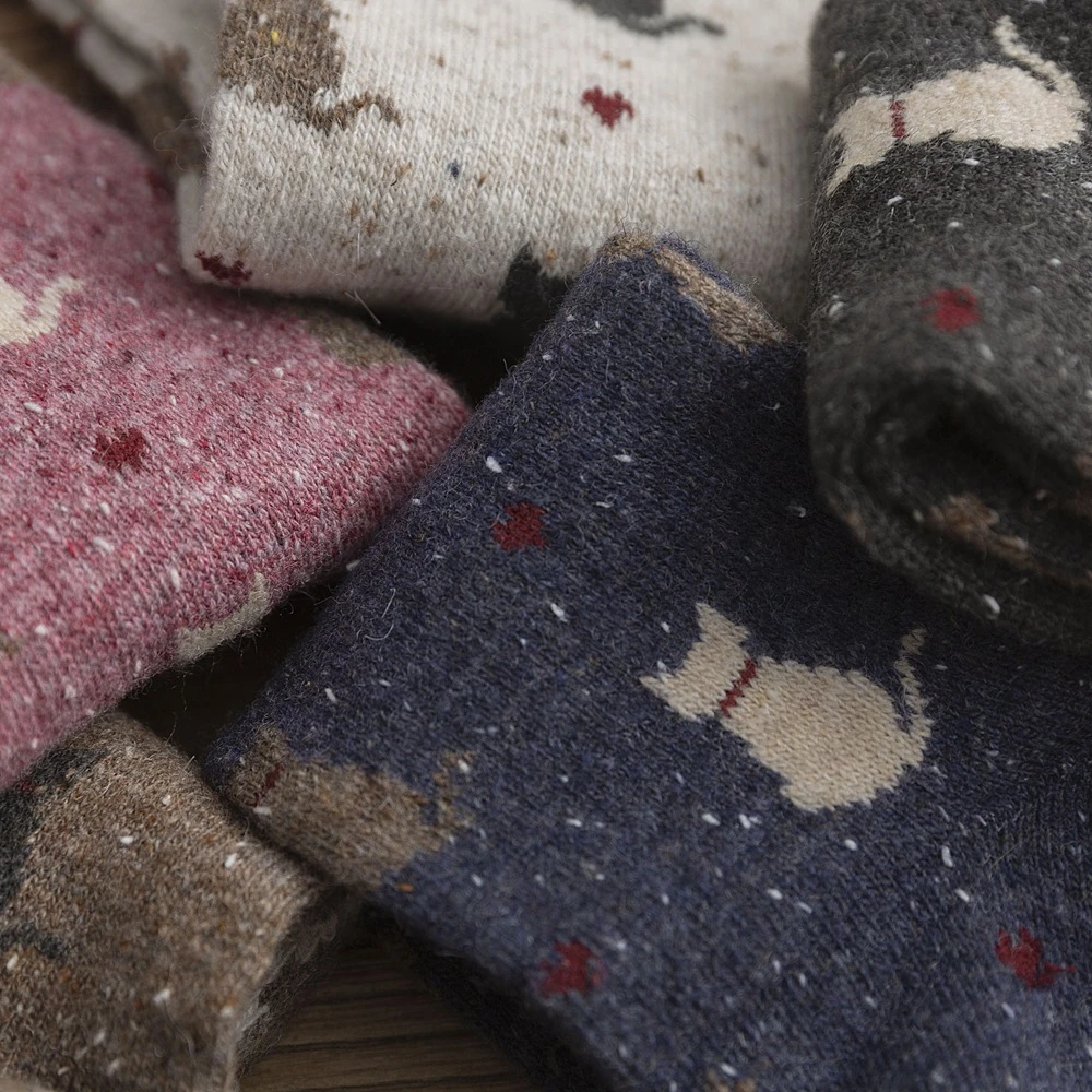 Warme Winter Japanische Niedliche Rückansicht Katze Herz Punkte Garn Socken Koreanische Harajuku Damen Kawaii Verdickte Weihnachtsgeschenk Dropshipping – Detail 12