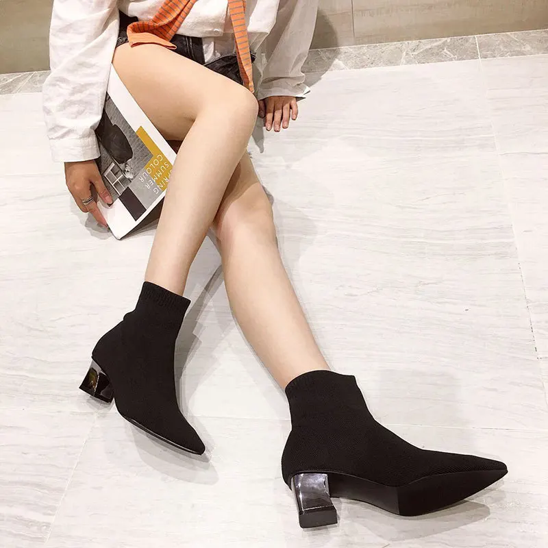 

Korean-style Online Celebrity Chunky-Heel Short Boots Women's 2019 Autumn And Winter New Style Versatile Pointed Short Boots Sub
