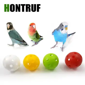 

2 Pieces Pet Toy Parrot Foot Toy Hollow Ball Hamster Squirrel Toy Bite Toy Desktop Interactive Toy