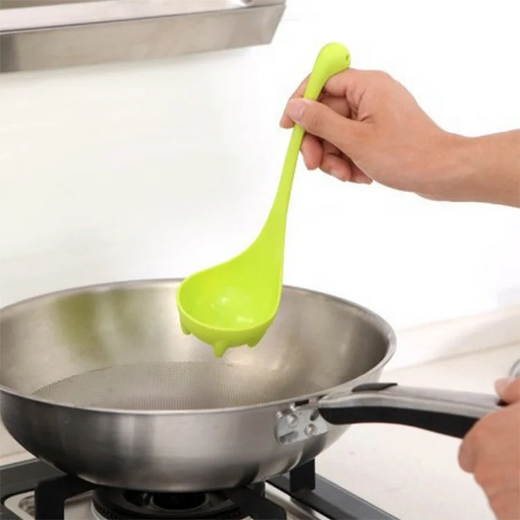 Green Красивая ложка для воды в озере, ложка для кухни с длинной ручкой, вертикальная Большая ложка-конфетка, ложка для супа, ложка для смешивания, милые кухонные инструменты - Color: Green