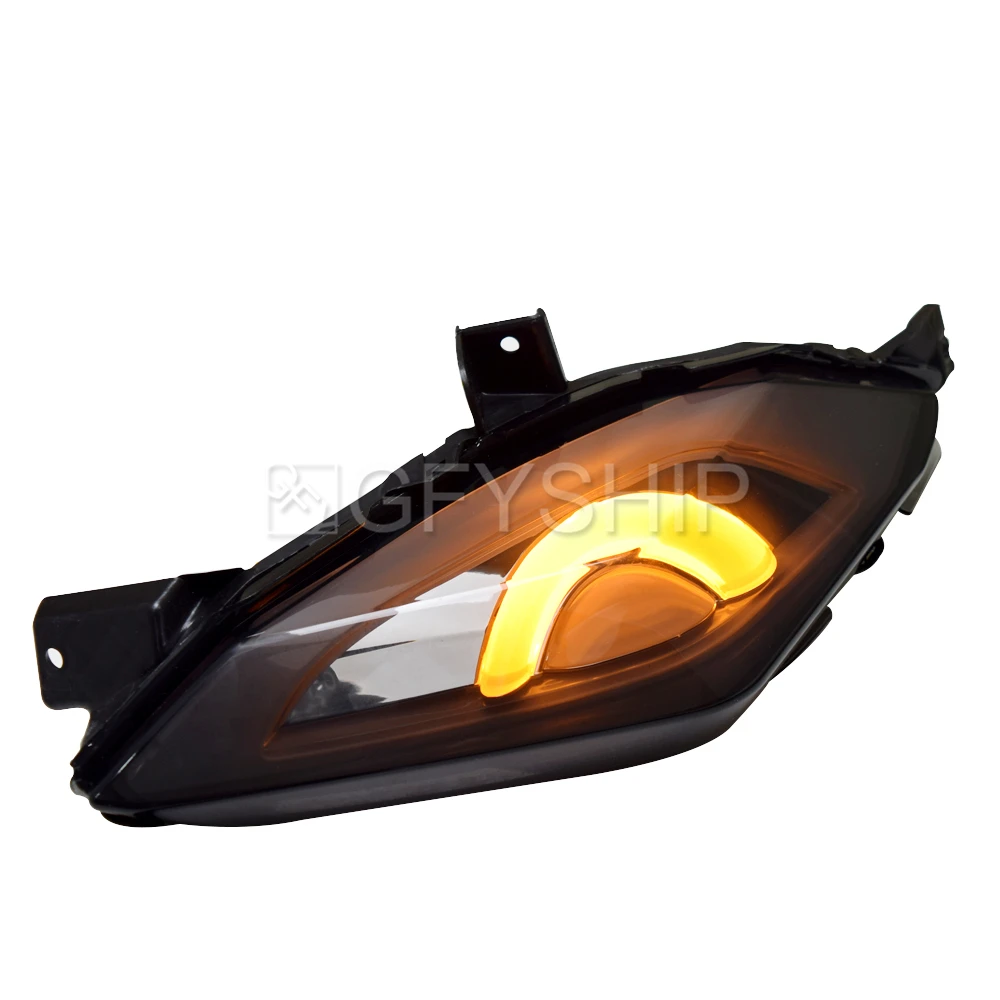 Motorcycle Rear Taillight for Yamaha XMAX300 XMAX250 X-MAX 250 300 Moto Light Running Lights Motorbike Modified Accessories Lamp