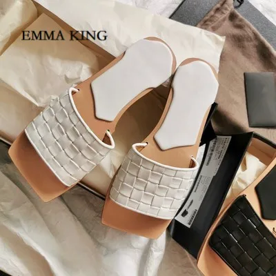 Женские кожаные тапочки с квадратным носком в американском стиле; Модные женские дизайнерские шлепанцы на квадратной подошве; женская обувь на высоком каблуке - Цвет: White nature leather