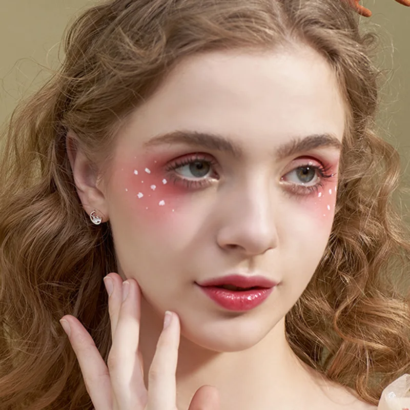 11966017486_976608330