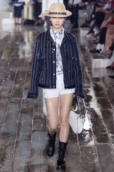 

Go Xiu Loose Money Stripes Cotton Tide Female Coat