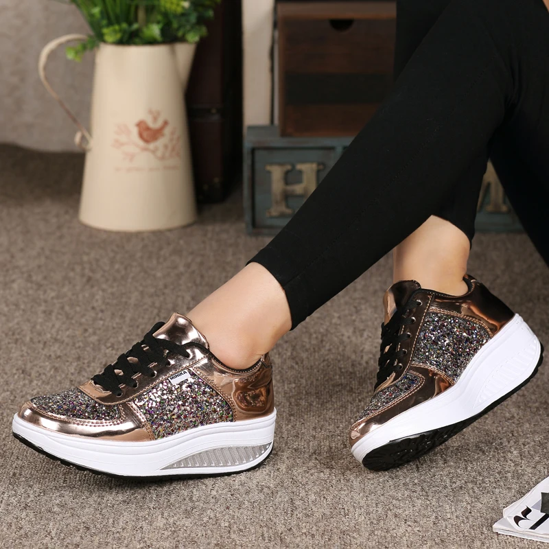 Fashion Women Walking Shoes Thick Bottom Shake Shoes Lightweight Lace Up Sneakers Shiny  Mirror Casual Shoes
