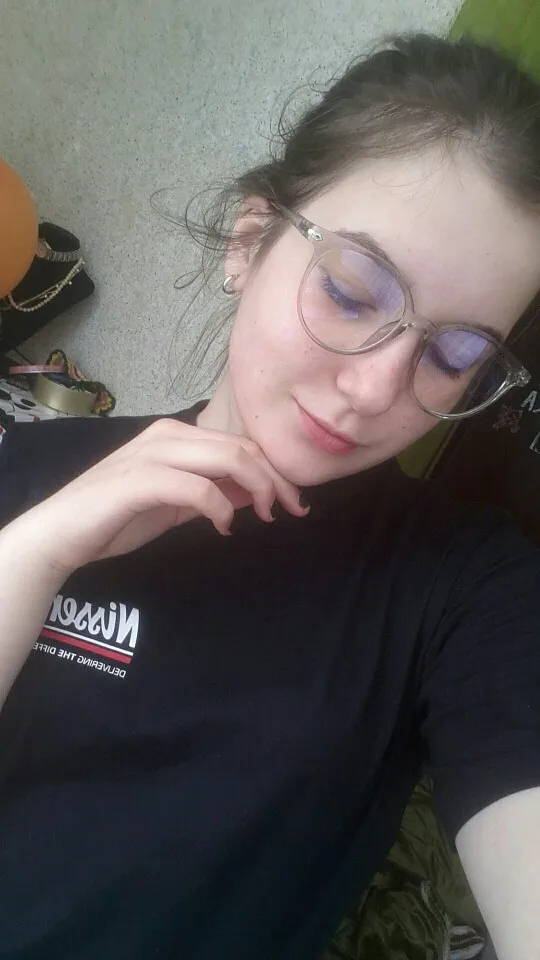 UTB881yKxiDEXKJk43Oqq6Az3XXaz