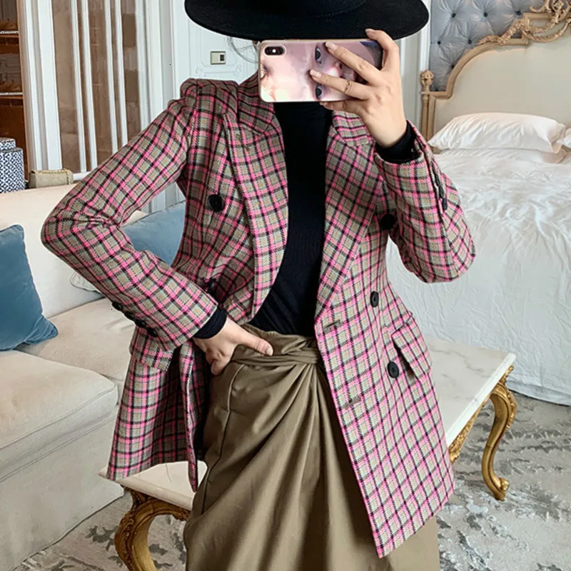 

WOMENGAGA 2019 new winter high street turn-down collar full sleeves plaided double double design single pocket blazer DG011
