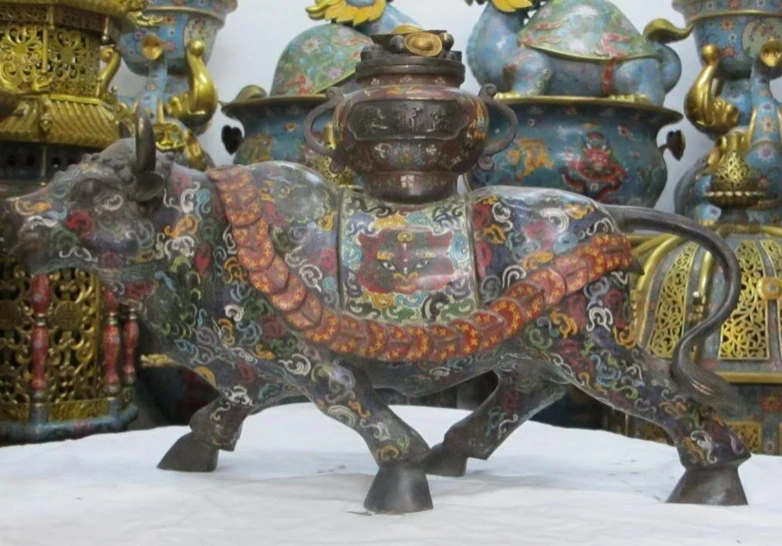 001427 2" Китайский Старый Бронзовый Cloisonne собрать для денег, богатства Быка статуя животного