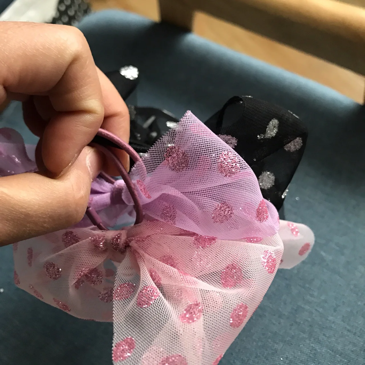 Free shipping sequins mesh bow ribbon Children's hairties girl's rubber band kid's hair bands Ponytail Holder Hair accessories