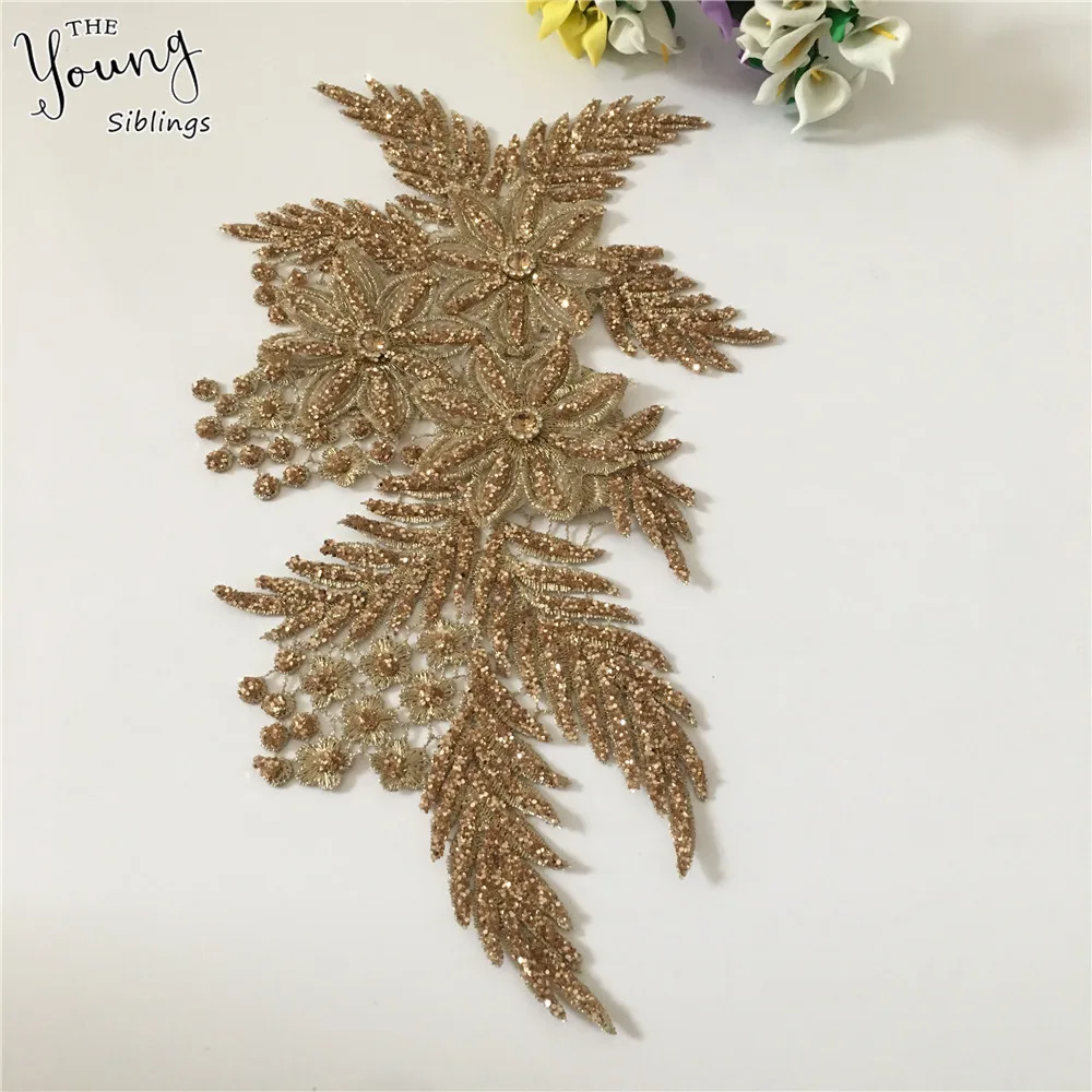 

Fashion style Embroidery Applique Hollow out 3D flower Sewing Sequin lace Neckline DIY Craft Lace Collar Clothing Accessories