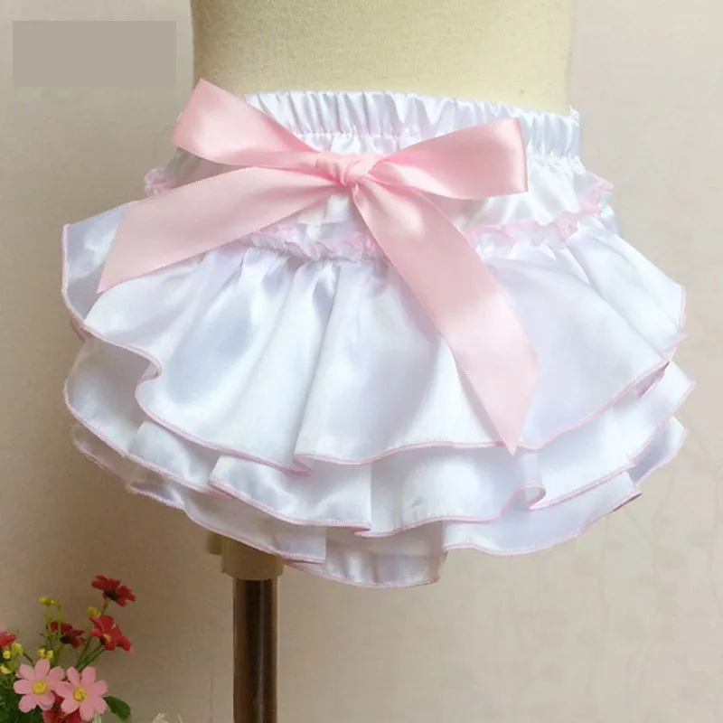 Baby Girl Bloomers Baby Clothing Solid color Silk Bow Satin Baby Shorts Ruffle Diaper Cover Bloomer Baby Girls Panties Bloomers