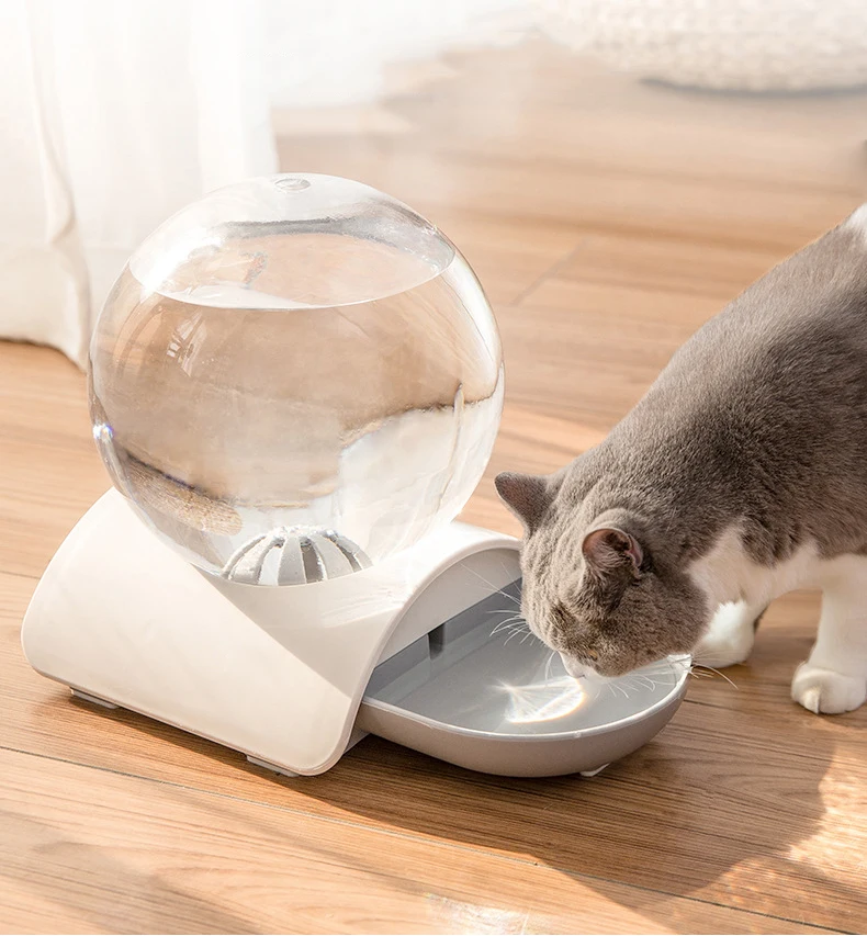 

Gravity Automatic Pet Water Feeder Cat Dog Water Dispenser Pet Fountain Watering Supplier with 2.8L Capacity