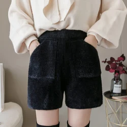 Nova moda primavera 2021 roupas femininas cintura alta pele de vison folgada calças curtas e quentes para mulheres