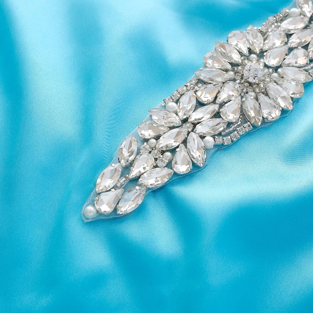 Clear Crystal Wedding Sash Pearls Bridal Belt Rhinestones Wedding Belt For Wedding Evening Dresses TP113