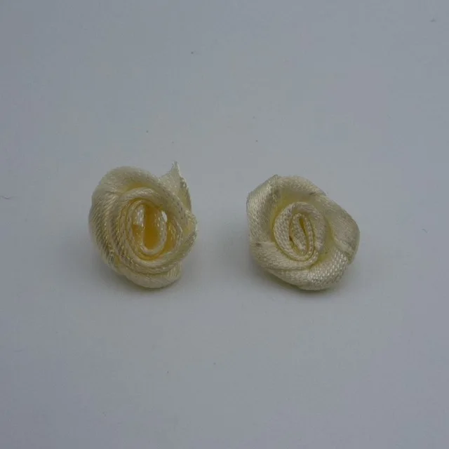 10pcs-High-Quality-Flower-Applique-Patches-Latest-Rose-Patch-Trim-Sewing-Fabric-Dress-Doll-Accessories-Stickers.jpg_640x640 (4)