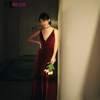 

New Velvet Retro Deep V-Neck Banquet Evening Dress