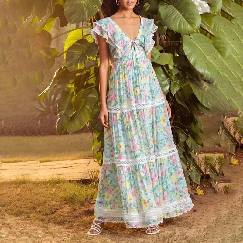 

Fresh wind floral skirt 2021 summer new style V-neck ruffled stitching flying sleeves lace-up long dress