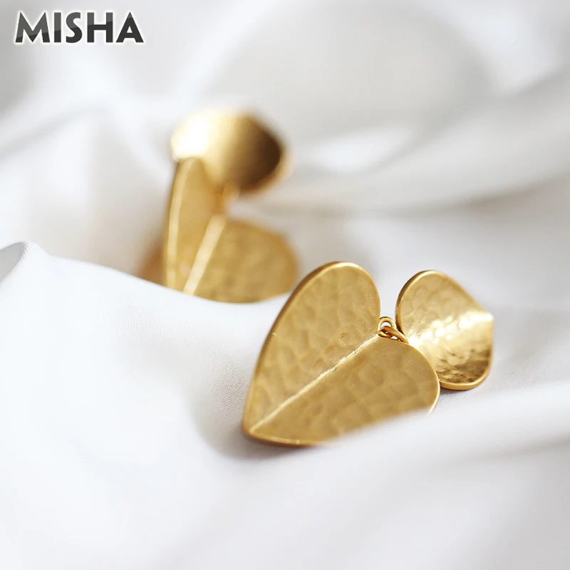 MISHA, новинка, модные серьги-гвоздики для женщин, Золотое сердце, дизайн, милые серьги, ручная работа, качественное ювелирное изделие, подарок для девушек
