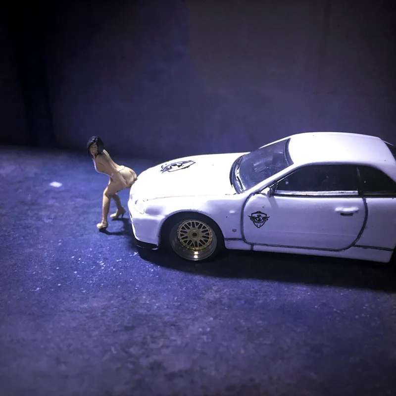 

Кукольный автомобиль 1:64, женский, литой под давлением, из сплава игрушечные модели автомобилей, металлические детали для игрушек, подарочные аксессуары, коллекция для взрослых