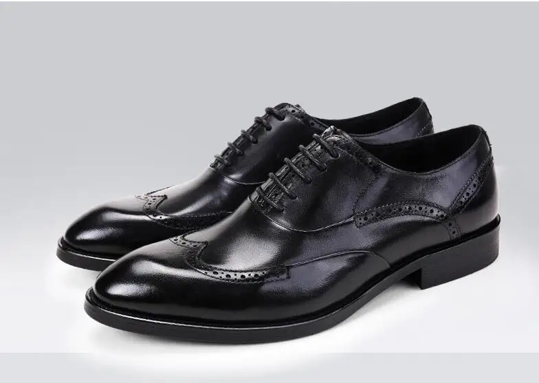 

High Quality Men's Breathable Genuine Leather Dress Shoes Carved Style Pointed Toe Wedding Business Shoes Zapatos de cuero