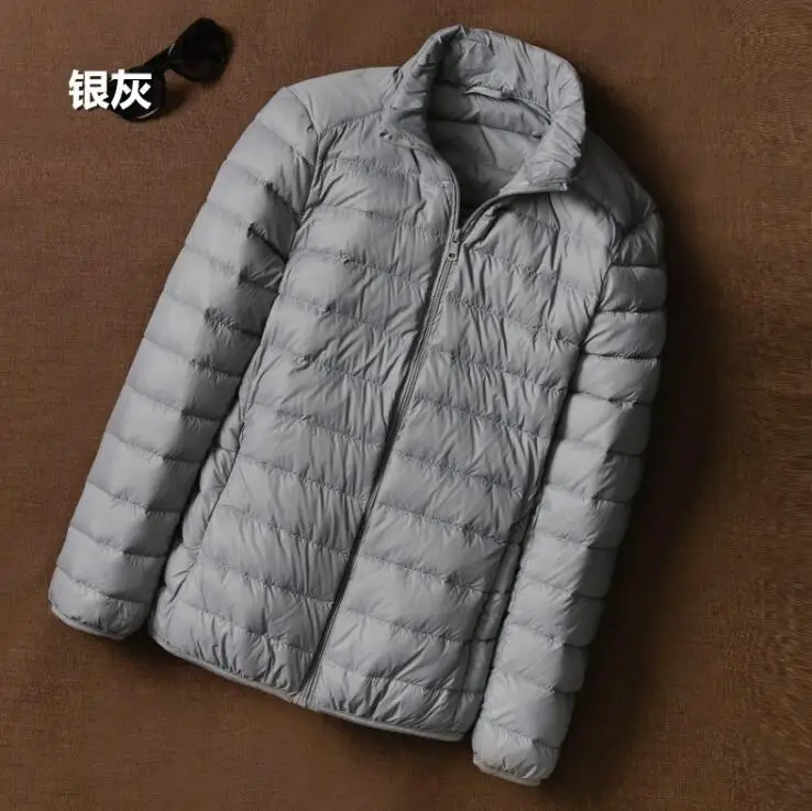 Серый COGOXO Brand Autumn Winter Light Down Jacket Men's Fashion Hooded Short Large Ultra-thin Lightweight Youth Slim Coat H1 - Цвет: Серый