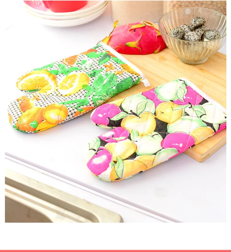 Microwave gloves thickened flower thickened heat proof oven gloves send a square heat shield