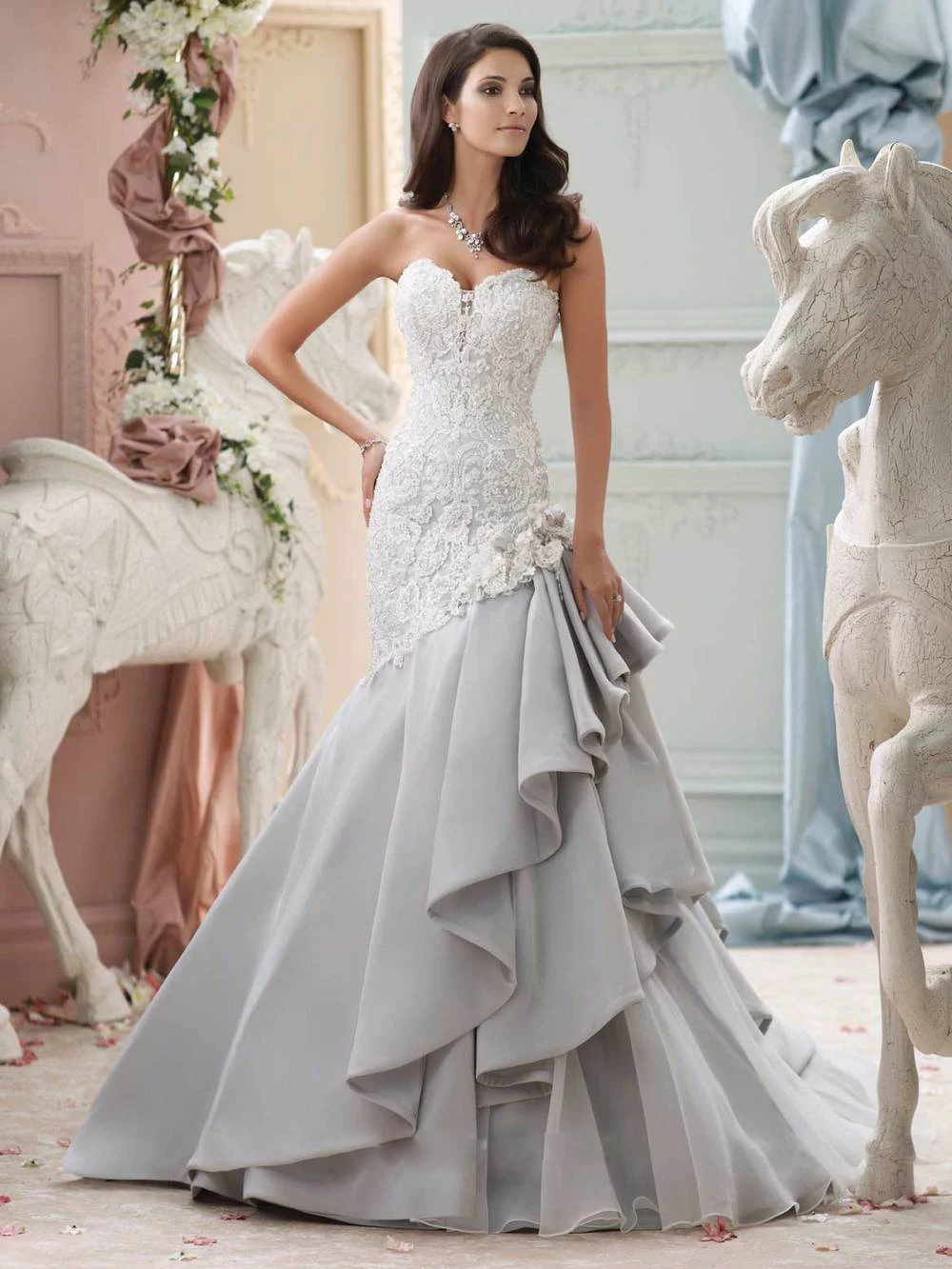 Trouwjurk Groothandel Gegolfde Zeemeermin Luxe Custom Made Plus Size Vintage Satin Lace Geappliceerd Trouwjurken Brautkleid JAN01 Trouwjurk Groothandel Gegolfde Zeemeermin Luxe Custom Made Plus Size Vintage Satin Lace Geappliceerd Trouwjurken Brautkleid JAN01