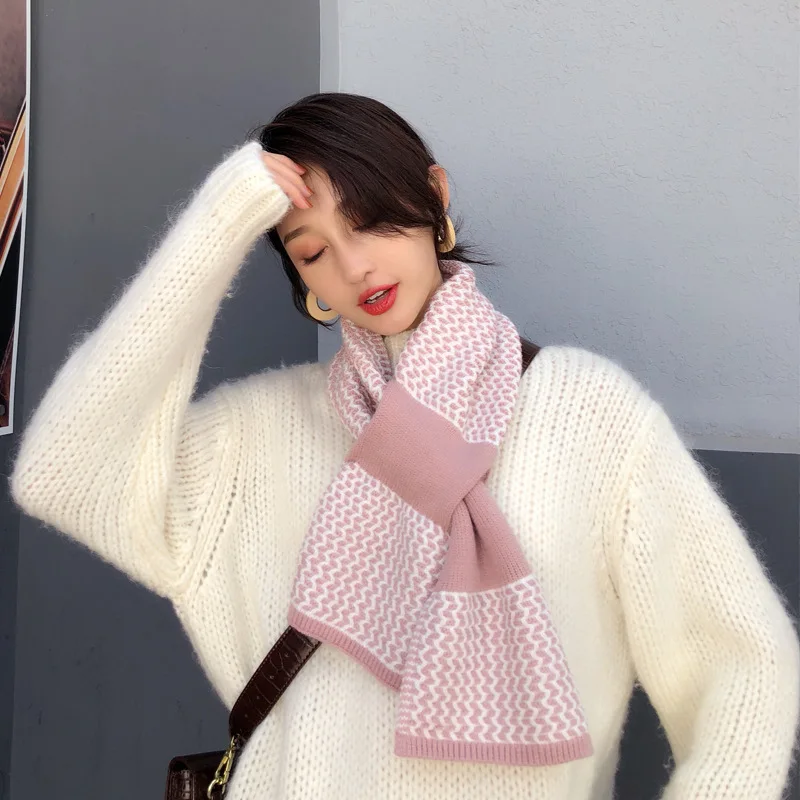 

2019 New Winter Small Waves Lines Cross Scarf Shawl Collar Han Edition Joker Muffler Women Students Neckerchief Wholesale