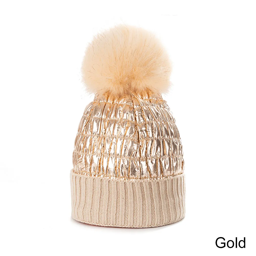 Теплая вязаная металлическая блестящая зимняя Мягкая вязаная Симпатичная шапка с помпоном, ветрозащитная однотонная женская шапка - Цвет: gold