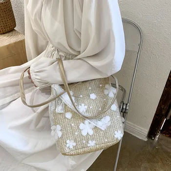 

2020 new summer Korean version of the wild lace shoulder bag handbag ladies large capacity bucket bag