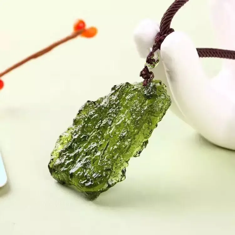 Горячая Распродажа А++ натуральный молдавит зеленый Аэролит кристалл камень кулон энергия apotropaic4g-5g/Лот+ веревка уникальное ожерелье