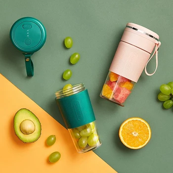 

Mini Portable Juicer Blender, USB Rechargeable Small Single Serve Fruit Mixer for Shakes and Baby Food