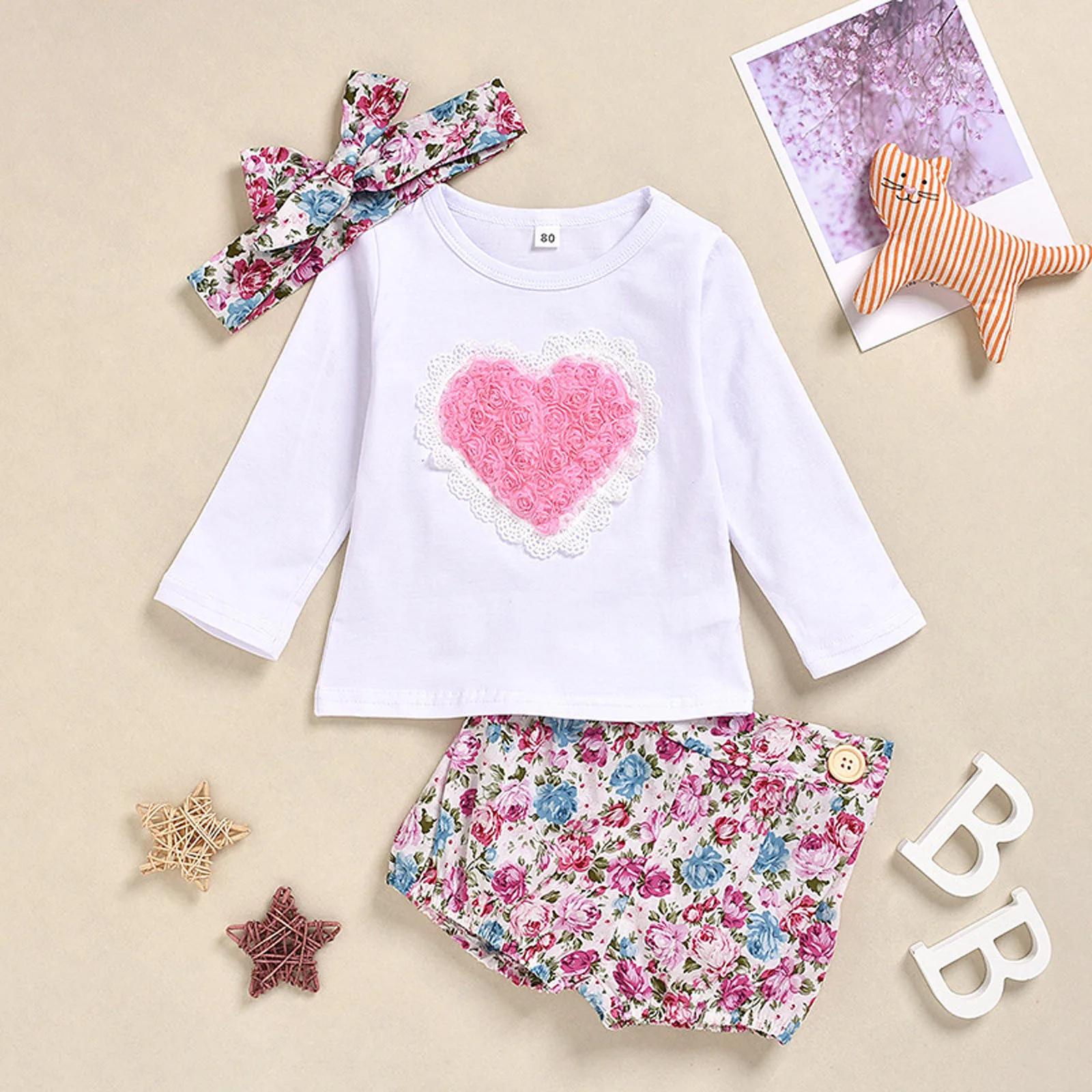 

New 1-6Years Temperament flower suit Infant Baby Kids Girls Heart Print Tops+Floral Short Pants Sets+Headbands Autumn fashion M5