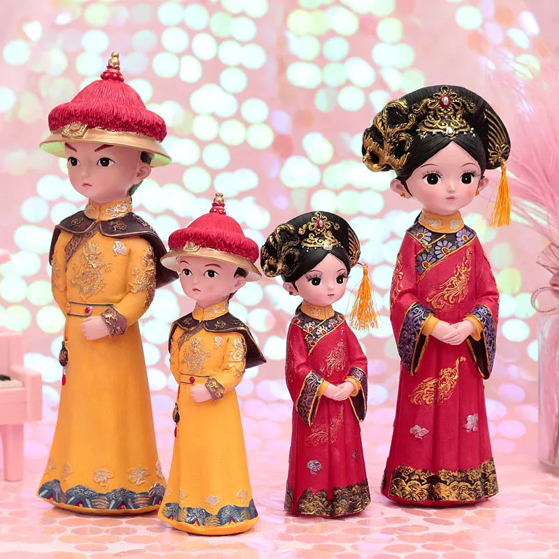 

Traditional Chinese Qing dynasty Court Palace Lady Figurine for Table Decoration Vintage Resin Princess Small Doll Mini ornament