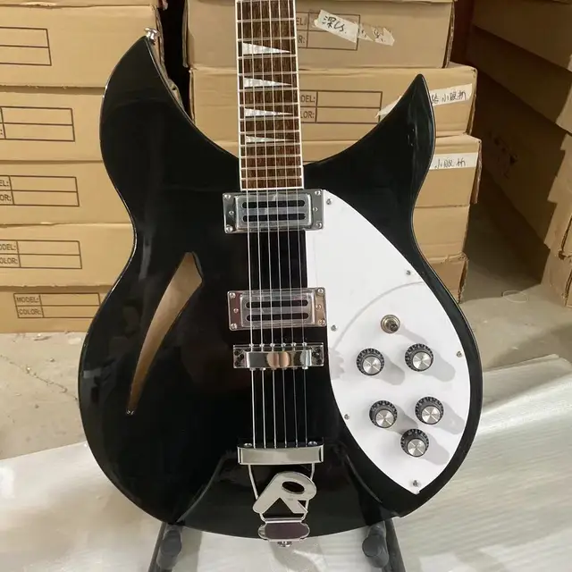 Rickenbacker 330 ブラックエレキギター Rickenbacker 330 - Black Book Guitars