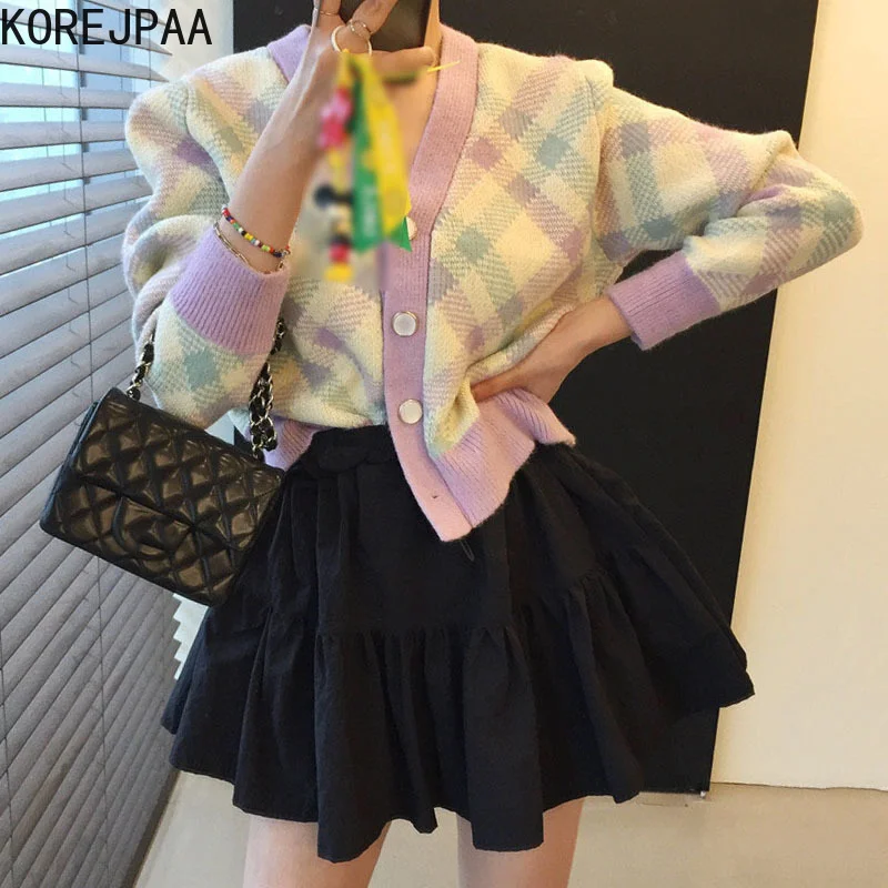 Korejpaa Casual Women Set 2021 Autumn Hit Color Plaid Single-breasted Knitted Cardigan Sweater + High Waist A-line Ruffle Skirt |
