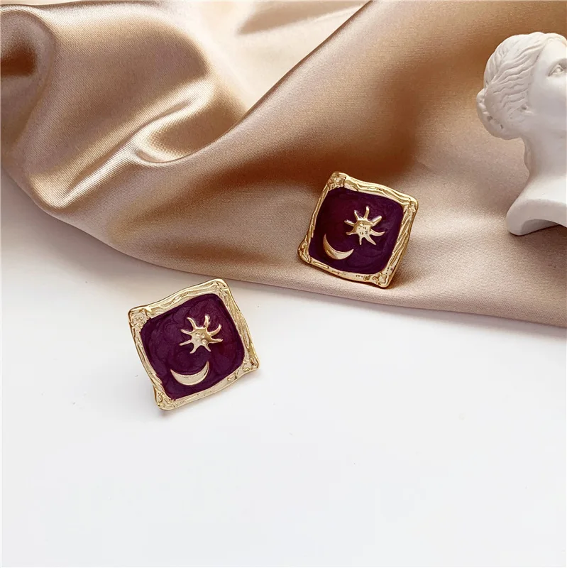 

S925 Silver Needle Moon and the Stars Ear Stud Korean Temperament Simple French Court Style Ear Pendant Retro Earrings Female