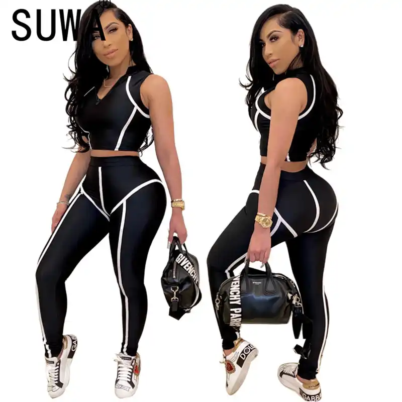 hot women in tight leggings