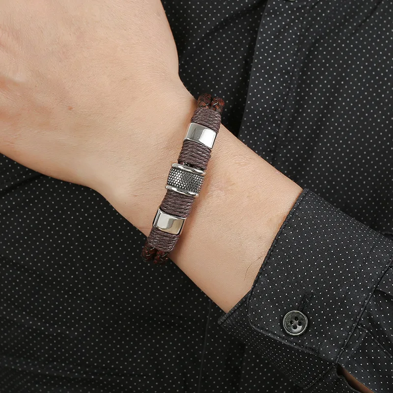 12357232469_2118088041