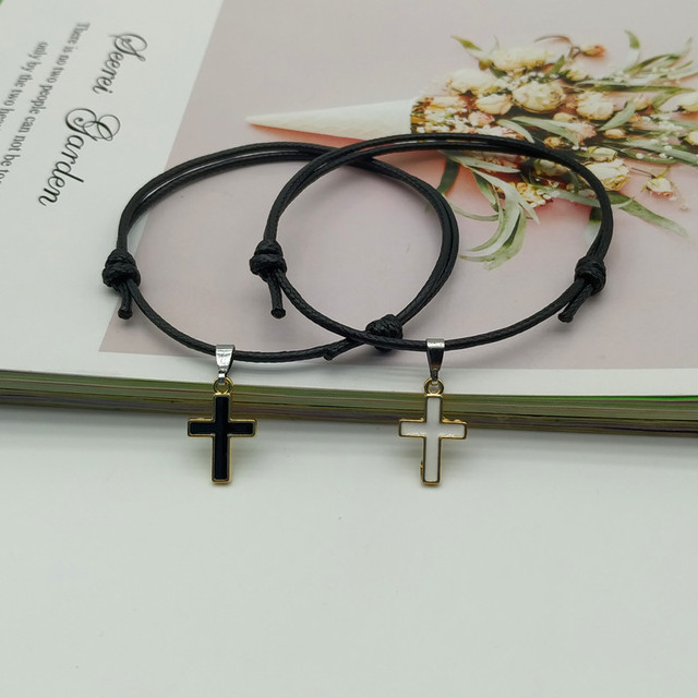 pcs/lot Cross Couple Bracelet New Fashion White Black Color Charm Bracelet Gift For Friend Lover Handmade Trendy Jewelry