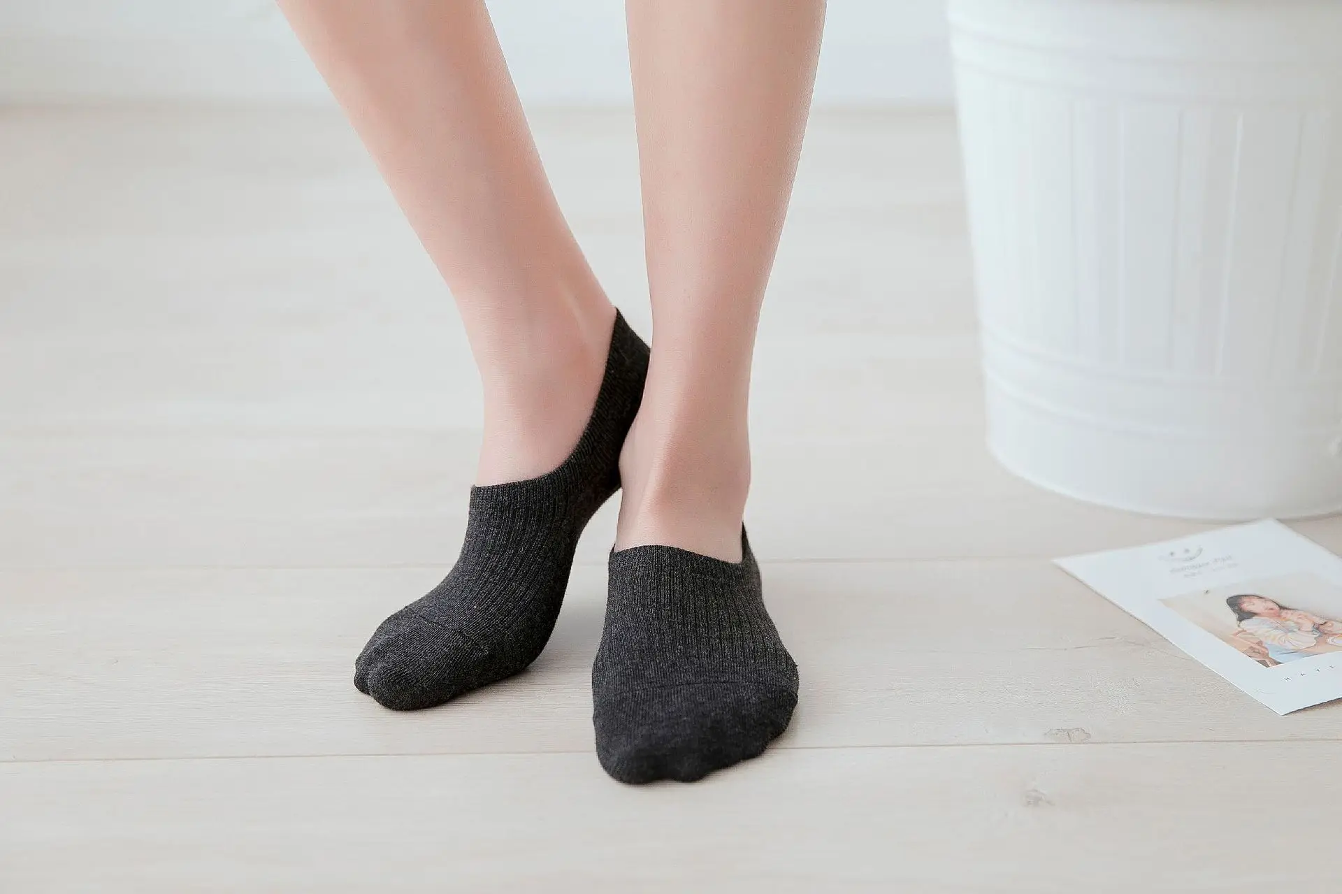 Solid Color Socks Women's Spring And Summer Low-Cut Pumping Versatile Invisible Ankle Sock Silica Gel Anti-slip Breathable WOMEN