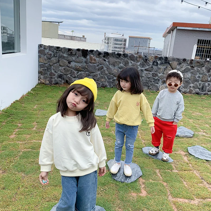 Новое поступление, футболка с принтом для мальчиков и девочек Весенняя Модная хлопковая Детская толстовка с длинными рукавами для детей 1-7 лет