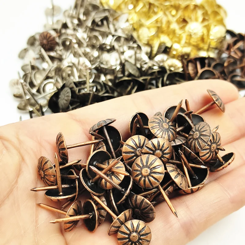 100pcs Iron Brass Decorative Nails Tacks Antique Flower Head Pushpin Ancient Style Furniture 16mmx11mm Pushpin Decorativ
