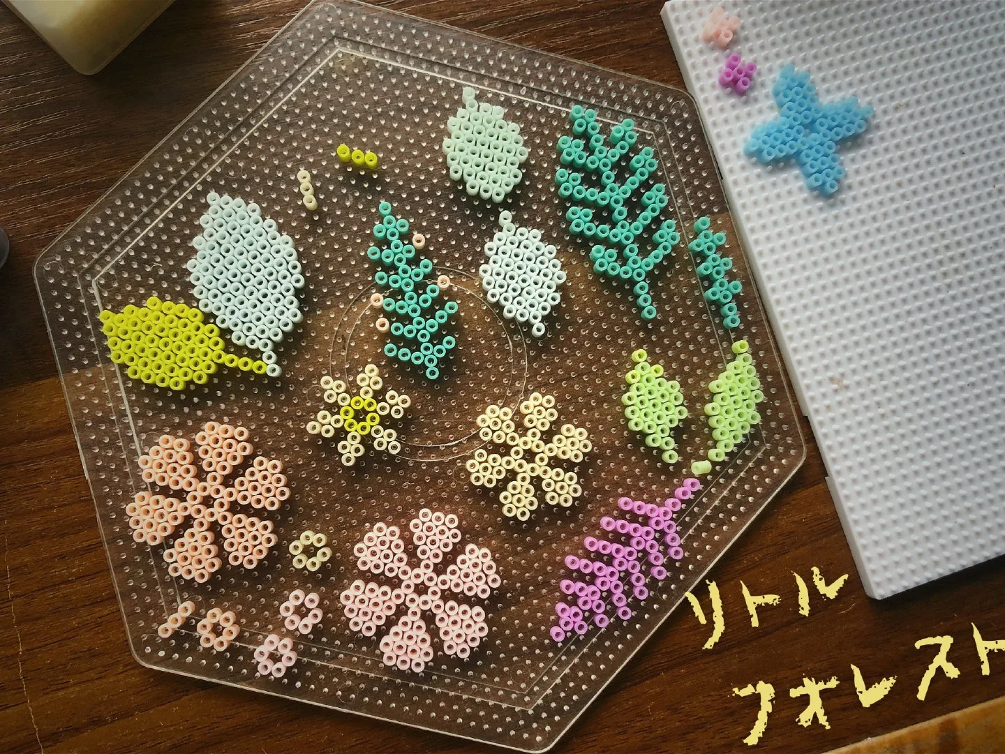 Perler Beads Kit 5mm/2.6mm Hama Bead Whole Set with Pegboard and Iron 3D  Puzzle