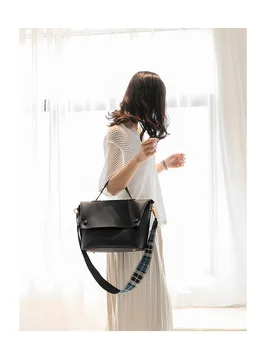 

Handbag 2020 New Net Red Fashion Slung Retro Large Capacity Sub-mother Bag