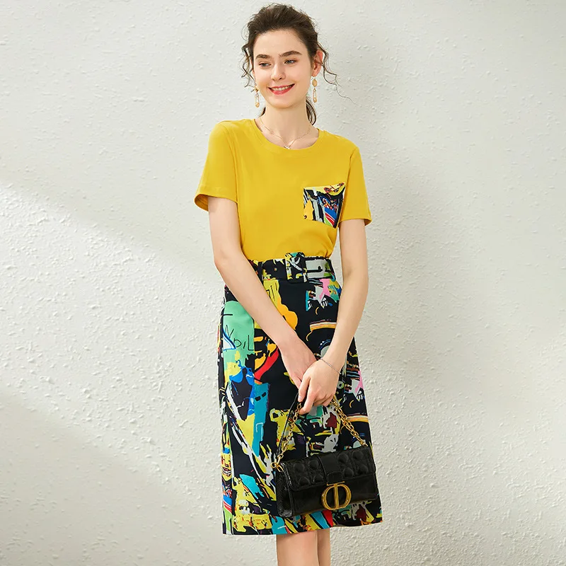 

Sets For Women 2020 New Round Neck Short Sleeved Simple T-Shirt Top + Fashion Printed Knee Length Skirt Two Piece Set Female